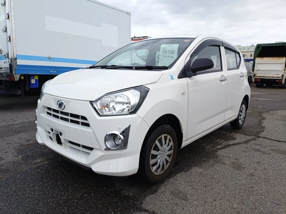 Daihatsu Mira e:S LA360S 2021